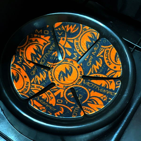 Motiv Vault Ball Cup Guard Black/Orange Motiv Vault Ball Cup Guard Black/Orange -Bowling Store d676dcaf 1686 4c2a bffb 306b0f16a1bd